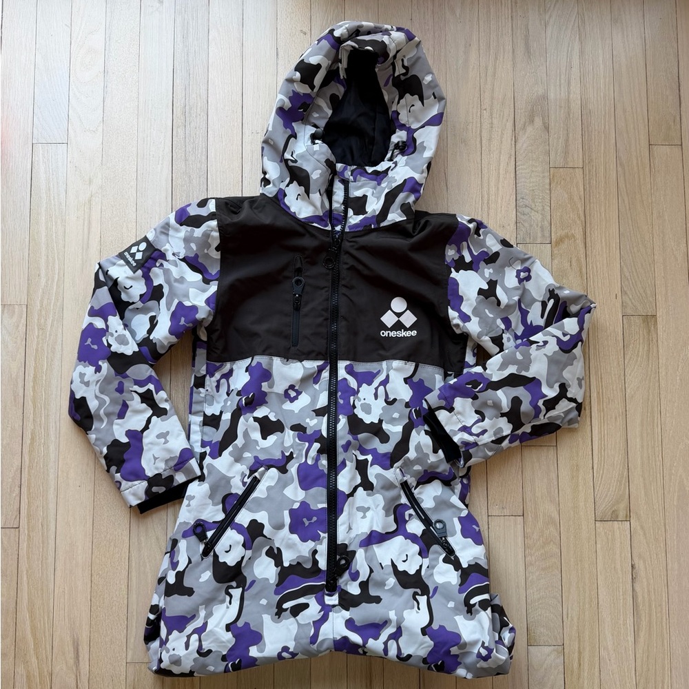 Oneskee snow suit